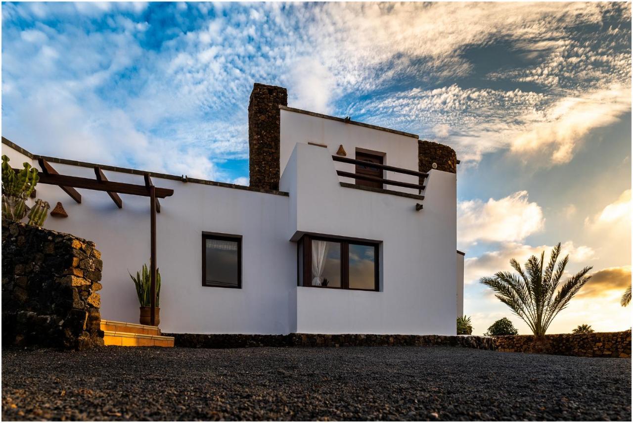 Villa-Mayo - Peaceful Paradise: Lajares Dream Vacation Екстериор снимка